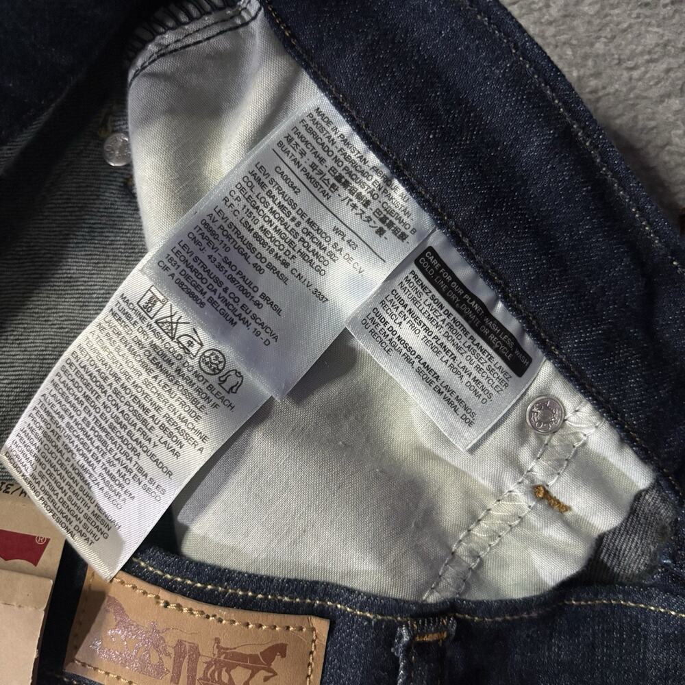 NWT Levi’s 515 Bootcut Jeans Women’s 32x31.5 Indigo Dark Wash Flap Pocket Denim - Picture 6 of 11